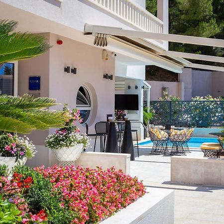 Aparthotel Flora Тучепи Экстерьер фото