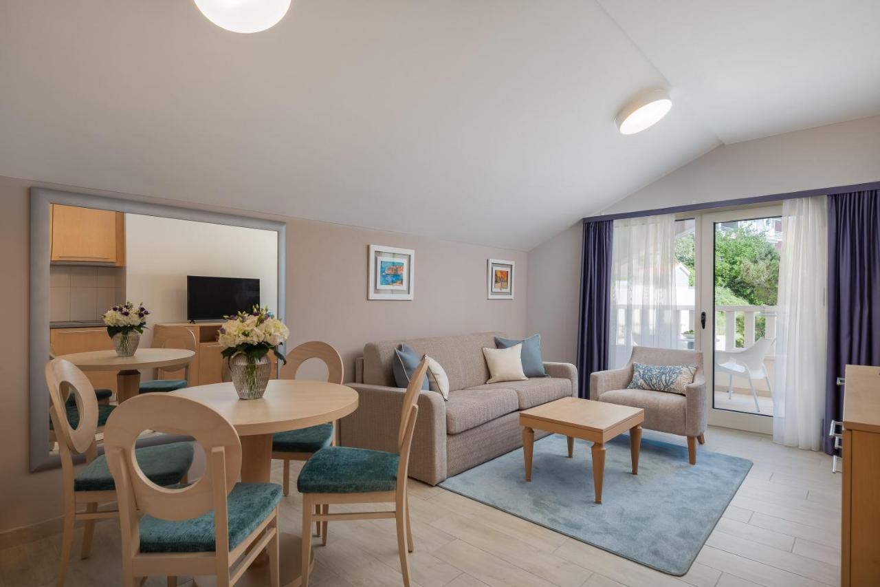 Aparthotel Flora Тучепи Экстерьер фото
